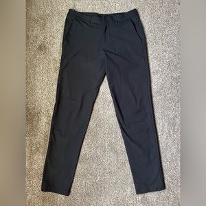 31 waist/ 30 length 
ABC classic fit